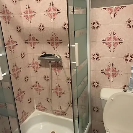 Appartamento T2 Centre, Commerces Et à Pied *