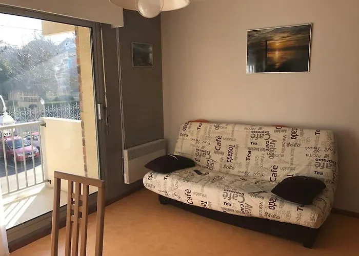 Apartment T2 Centre, Commerces Et A Pied *